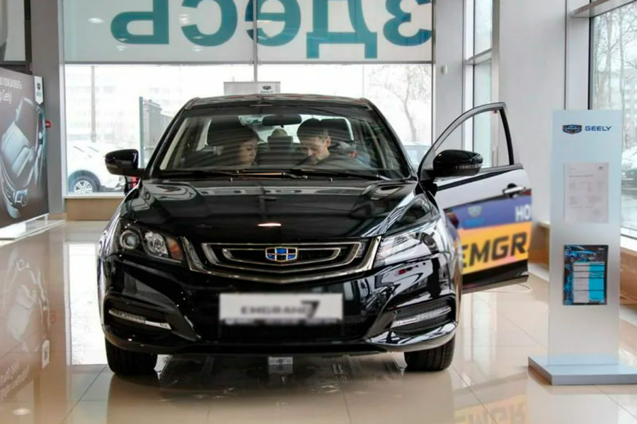 Geely китайской сборки больше не будут обслуживать у официальных дилеров «БЕЛДЖИ»: почему