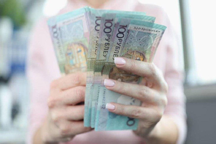 35 505 рублей на семью: кому положена выплата, на что можно потратить и куда обращаться