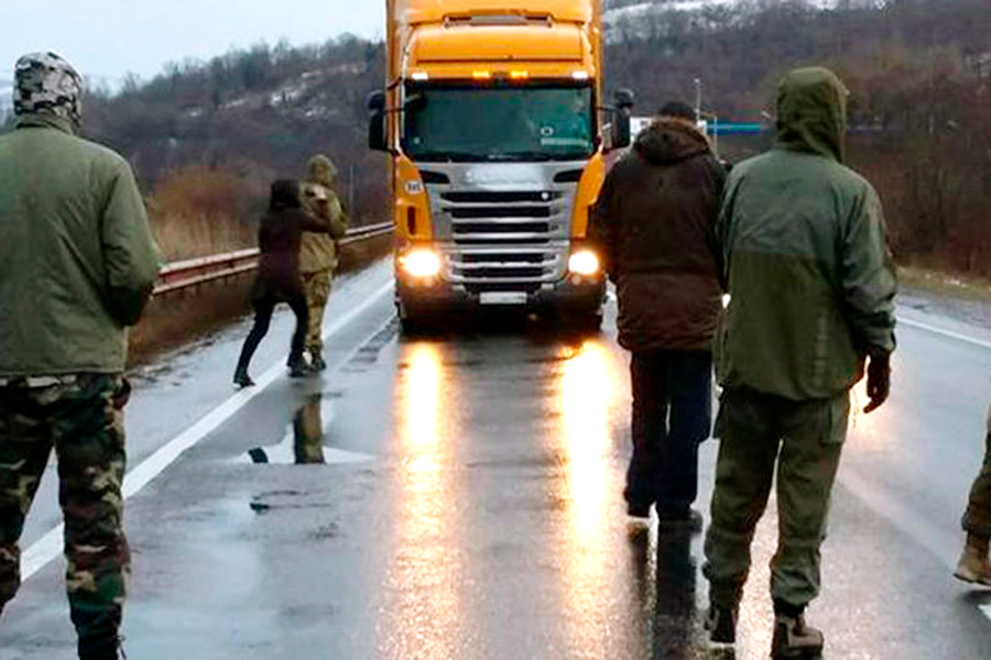Генпрокуратура попросила белорусских водителей и граждан не ездить в Украину из-за возможных нападений
