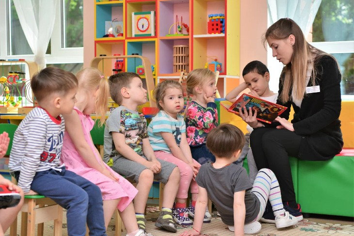 Два обязательных этапа: как встать на учёт и получить направление в детсад — рассказали в Кобринском райисполкоме