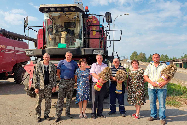 Праздник «Зажинок» отпраздновали в агрогородке Остромичи Кобринского района