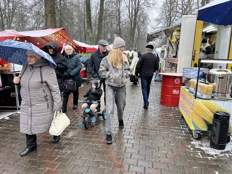 Чем удивляют мастера и подворья на фестивале-ярмарке «Берестейские сани-2025» в Кобрине
