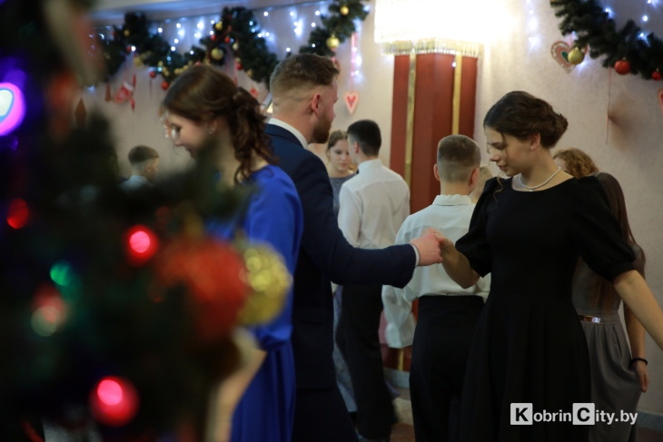 molodezhnyi bal 1