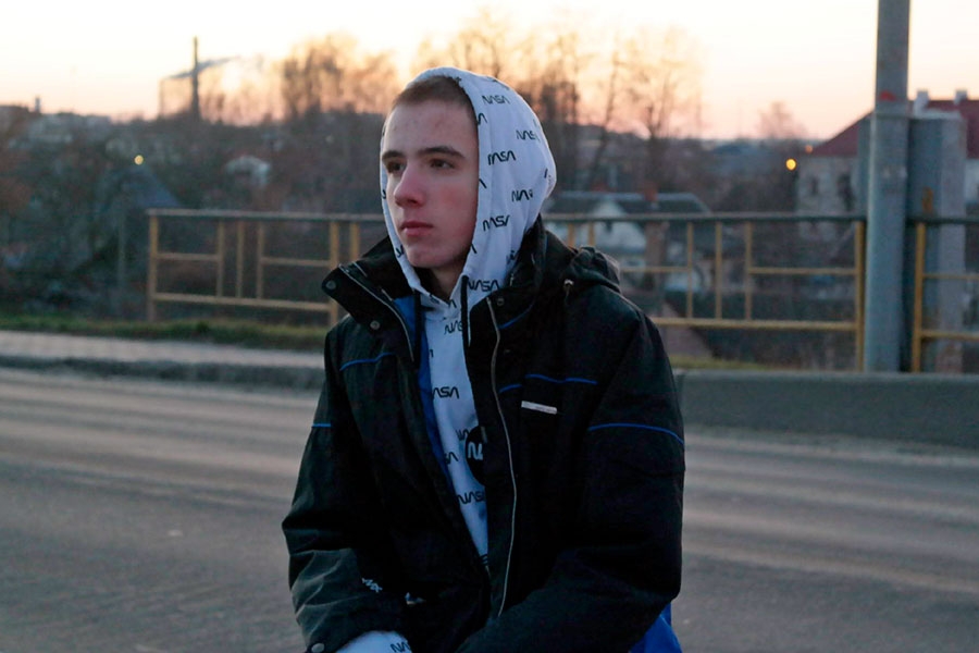 Пропавшего 16-летнего Алексея Василаке видели под Витебском. Родители просят распространить информацию