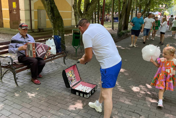 Кобрину исполнилось 736 лет — как жители отметили День города