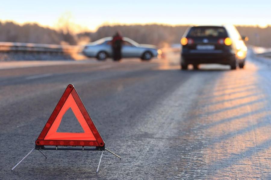 Как действовать при вынужденной остановке, чтобы не попасть в ДТП: памятка от ГАИ