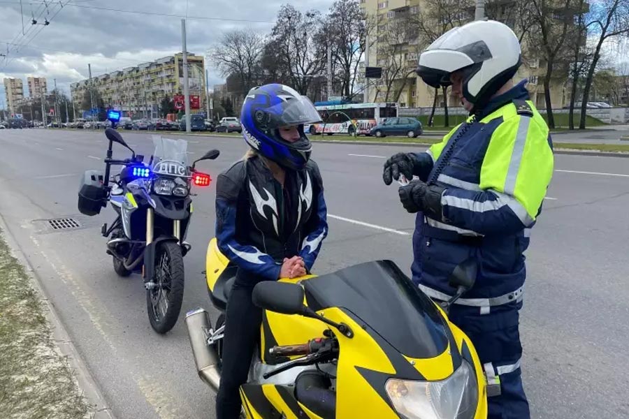 Гласный, негласный и смешанный контроль: мотоциклисты под пристальным вниманием ГАИ