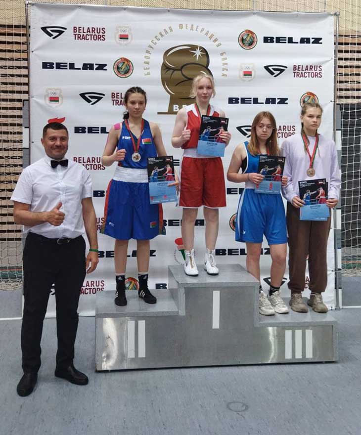 Спортсмены из Кобрина успешно выступили на первенстве Беларуси по боксу среди юниоров и «Юношеской лиге бокса»
