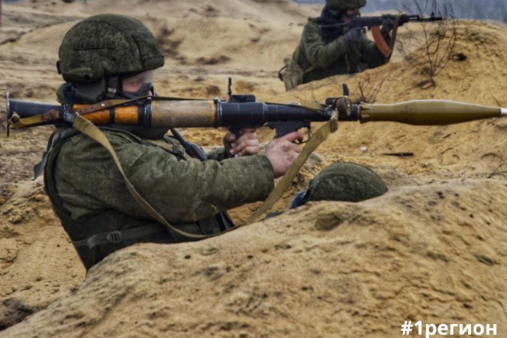 Десантники провели боевые стрельбы на полигоне под Брестом