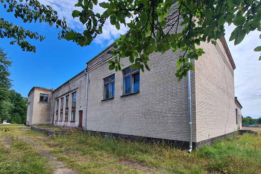 В Кобринском районе продаются здания клубов в Леликово и Бельске