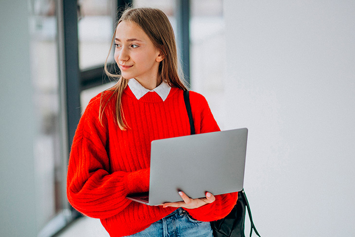 На каких условиях студенты могут совмещать две работы